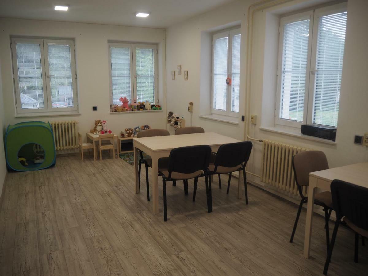 Economy Apartments Ceske Svycarsko Hřensko Zewnętrze zdjęcie