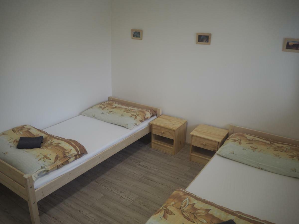 Economy Apartments Ceske Svycarsko Hřensko Zewnętrze zdjęcie